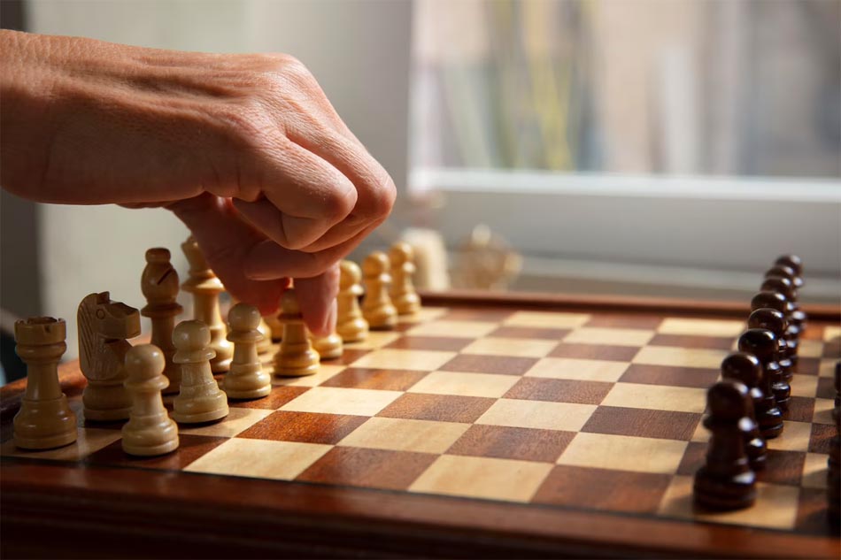 10 Motivos para Aprender a Jogar Xadrez: Desperte o Estrategista em Você!